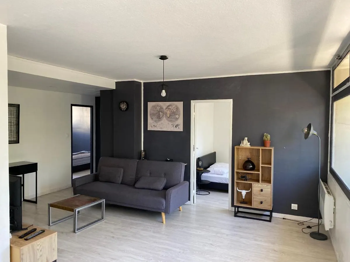 Apartmán Chambre Dans Une Collocation Tarbes 0*,  Francie